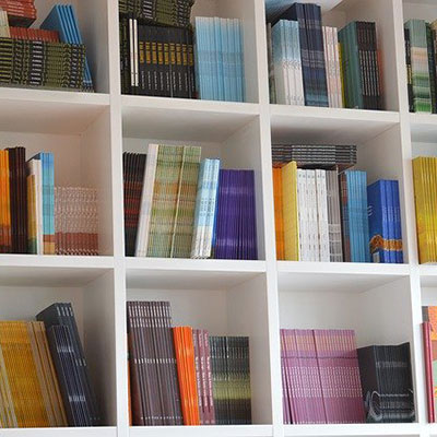 Pixabay-books-1643106_400square
